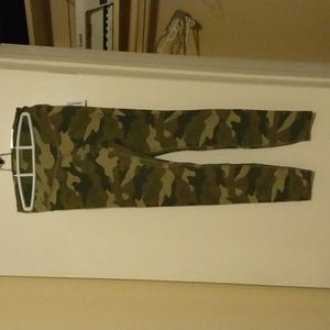 Camo leggings